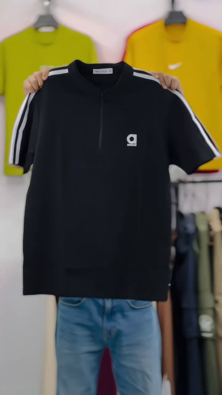 3-Striped Logo Detail Polo T-shirt - Image 7