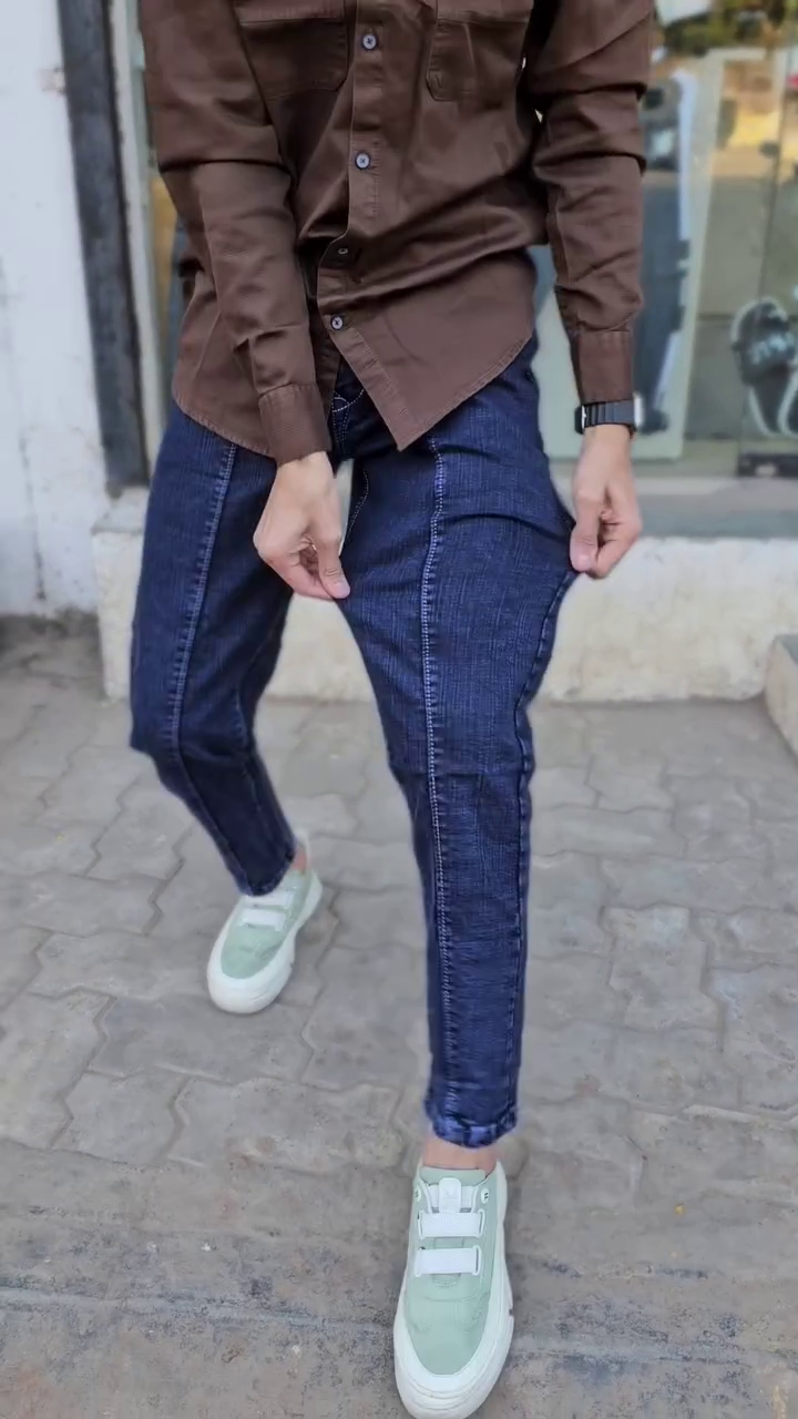 Men Charcoal Grey Regular Fit Jeans - Image 5