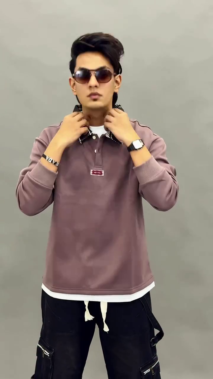 Men Solid Polo Collar Relaxed Fit Contrast Collar Pure Cotton T-shirt - Image 8