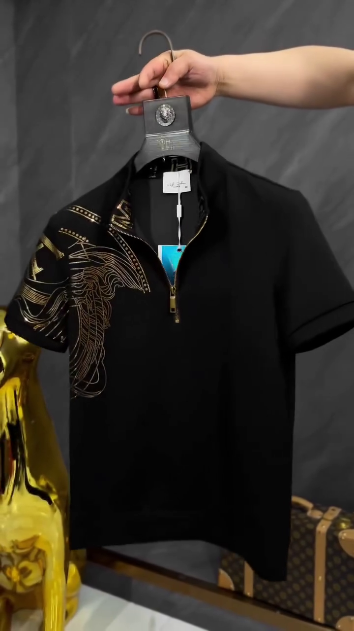 Men Black Chest Patch Slim Fit Pure Cotton Shirts - Image 4