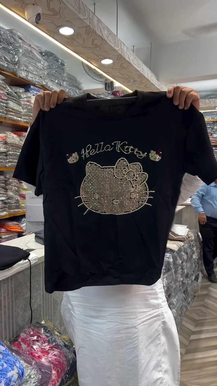 Women Hello Kitty Printed T-shirt - Image 7